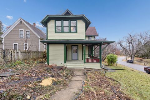 Tiny photo for 1611 Oakes Avenue, Rockford, IL 61107 (MLS # 12524012)