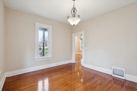 Tiny photo for 1611 Oakes Avenue, Rockford, IL 61107 (MLS # 12524012)