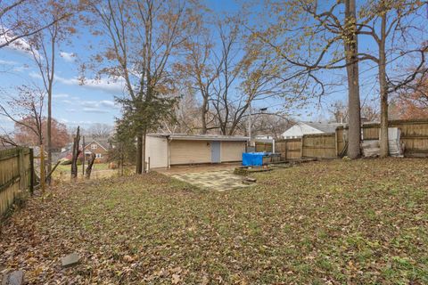 Tiny photo for 1611 Oakes Avenue, Rockford, IL 61107 (MLS # 12524012)