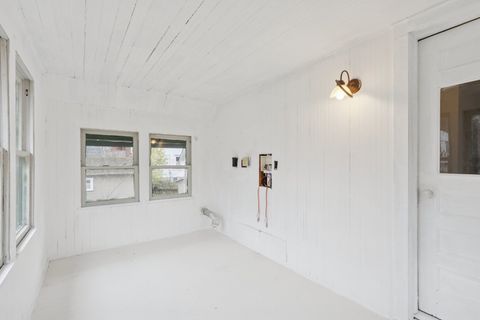 Tiny photo for 1611 Oakes Avenue, Rockford, IL 61107 (MLS # 12524012)