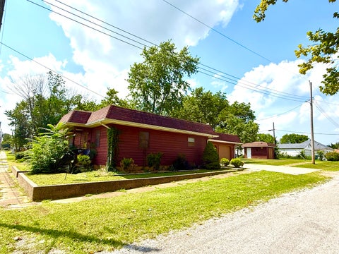 Tiny photo for 201 HELEN Street, Christopher, IL 62822 (MLS # 12671686)