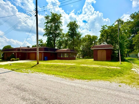 Tiny photo for 201 HELEN Street, Christopher, IL 62822 (MLS # 12671686)