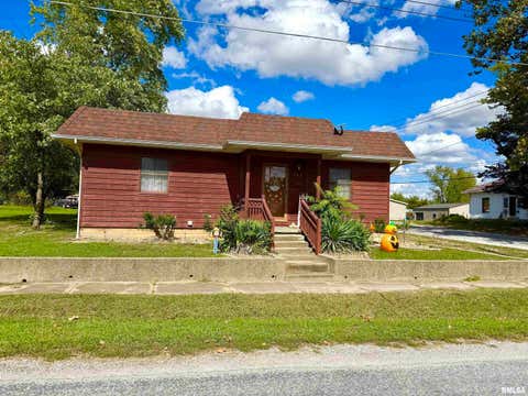 Tiny photo for 201 HELEN Street, Christopher, IL 62822 (MLS # 12671686)