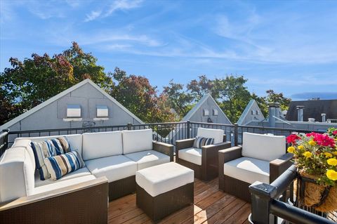 Tiny photo for 1541 W Henderson Street #D, Chicago, IL 60657 (MLS # 12491256)