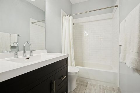 Tiny photo for 1541 W Henderson Street #D, Chicago, IL 60657 (MLS # 12491256)