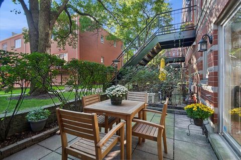 Tiny photo for 1541 W Henderson Street #D, Chicago, IL 60657 (MLS # 12491256)