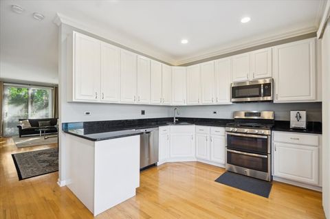 Tiny photo for 1541 W Henderson Street #D, Chicago, IL 60657 (MLS # 12491256)