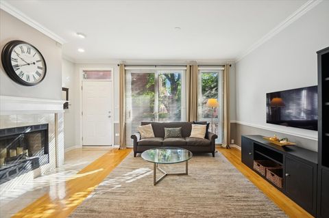 Tiny photo for 1541 W Henderson Street #D, Chicago, IL 60657 (MLS # 12491256)