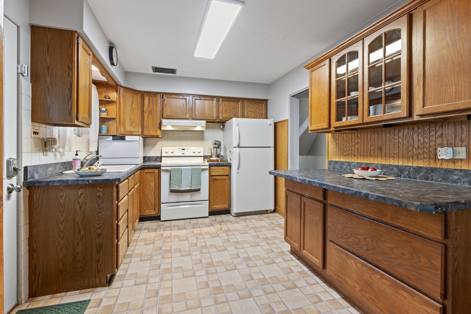 834 Beach Avenue