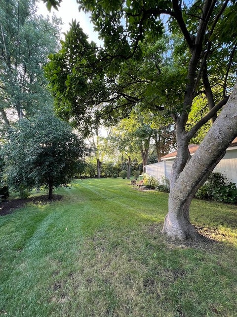 Tiny photo for 834 Beach Avenue, La Grange Park, IL 60526 (MLS # 12769287)