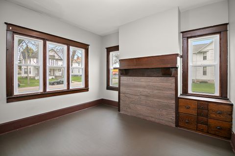 Tiny photo for 152 S Greenwood Avenue, Kankakee, IL 60901 (MLS # 12363090)