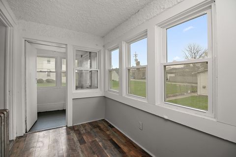 Tiny photo for 152 S Greenwood Avenue, Kankakee, IL 60901 (MLS # 12363090)