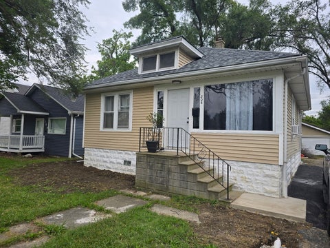 Photo of 306 Barry Avenue, Lockport, IL 60441 (MLS # 12769899)