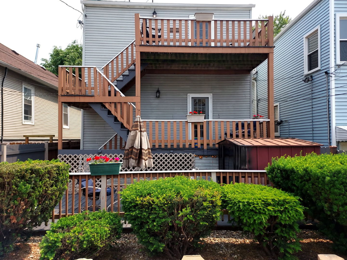 2516 W Lyndale Street