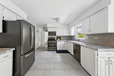 Tiny photo for 1218 Johnson Drive, Naperville, IL 60540 (MLS # 12680189)