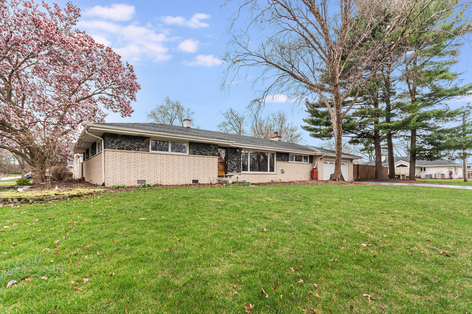 6949 W Park Lane Drive