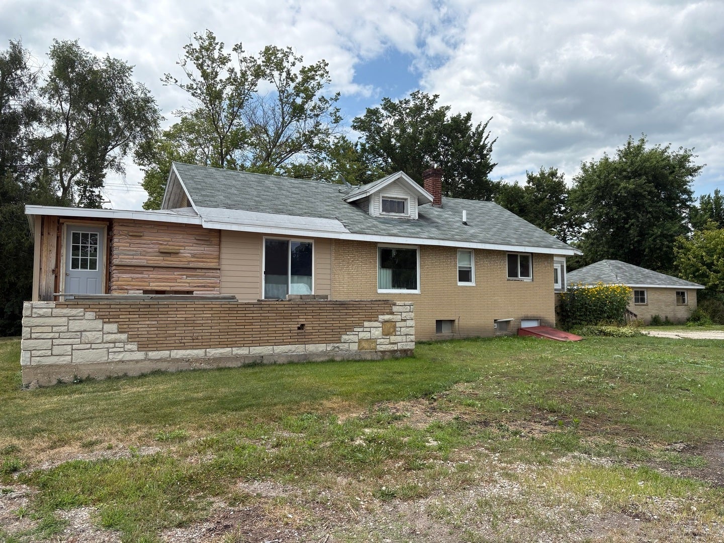 1031 IL Route 173 Highway