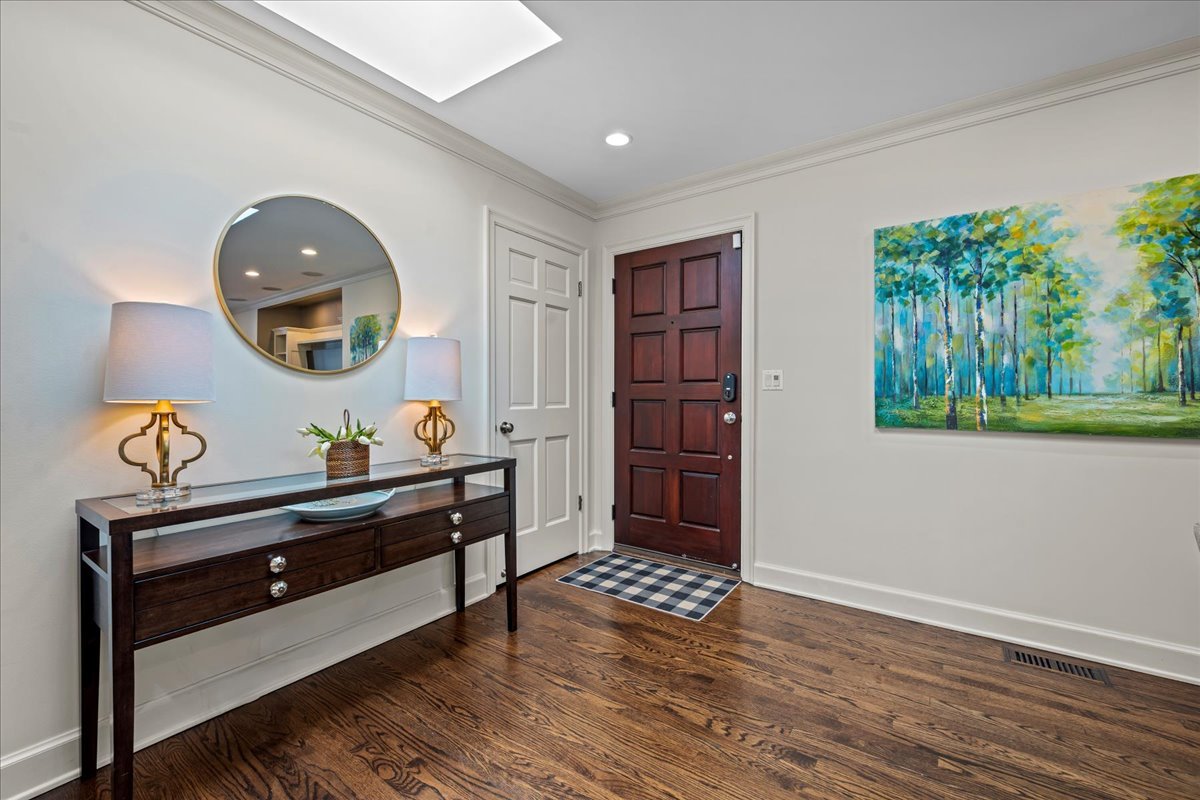 2018 BEECHWOOD Avenue