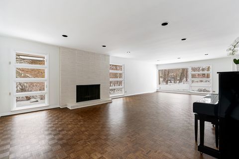 Tiny photo for 135 Lakewood Place, Highland Park, IL 60035 (MLS # 12531937)