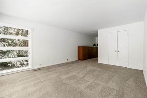 Tiny photo for 135 Lakewood Place, Highland Park, IL 60035 (MLS # 12531937)