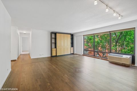 Tiny photo for 1169 S Plymouth Court #406, Chicago, IL 60605 (MLS # 12396858)