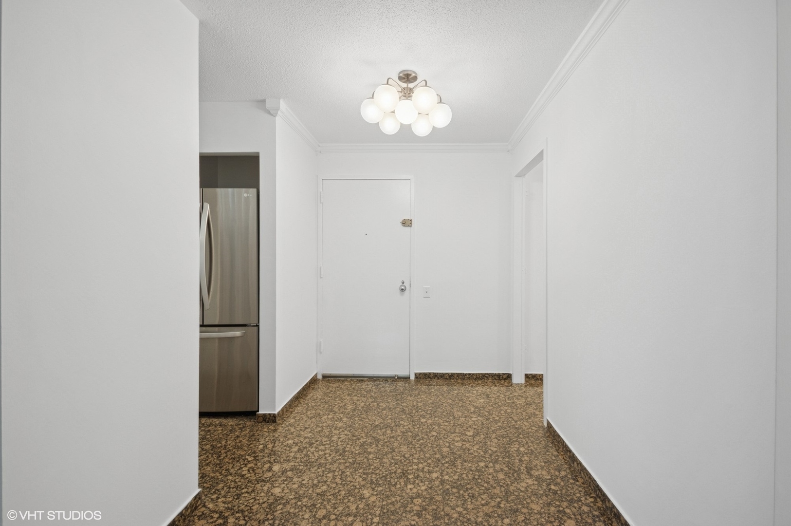 1169 S Plymouth Court 406