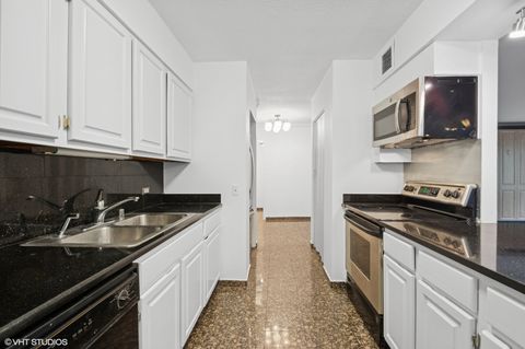 Tiny photo for 1169 S Plymouth Court #406, Chicago, IL 60605 (MLS # 12396858)