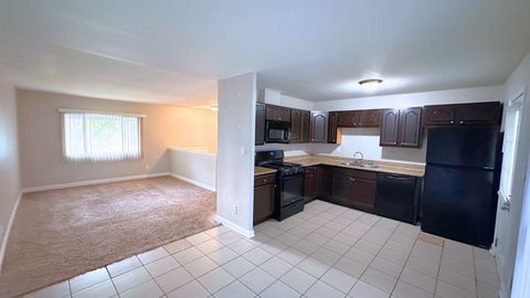Tiny photo for 948 Dartmouth Avenue, Matteson, IL 60443 (MLS # 12422636)