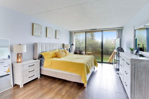 Tiny photo for 2015 S FINLEY Road #310, Lombard, IL 60148 (MLS # 12763583)