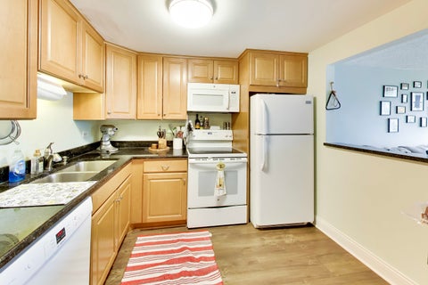 Tiny photo for 2015 S FINLEY Road #310, Lombard, IL 60148 (MLS # 12763583)