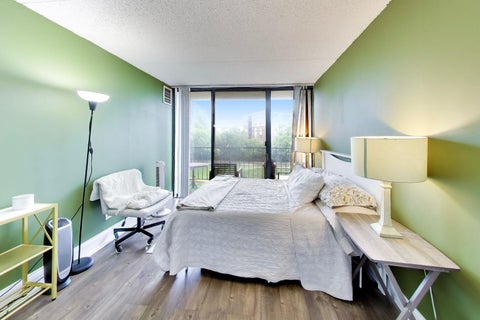 Tiny photo for 2015 S FINLEY Road #310, Lombard, IL 60148 (MLS # 12763583)