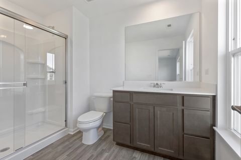 Tiny photo for 530 Wolverine Drive, Aurora, IL 60502 (MLS # 12586175)