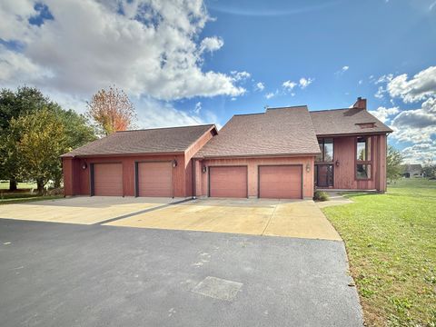 Photo of 5449 S Branch Court, Rochelle, IL 61068 (MLS # 12483701)