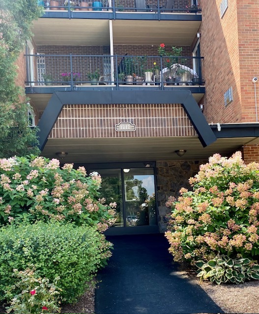 1217 S Old Wilke Road 11-406