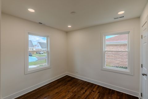 Tiny photo for 10101 Belmont Avenue, Franklin Park, IL 60131 (MLS # 12611785)