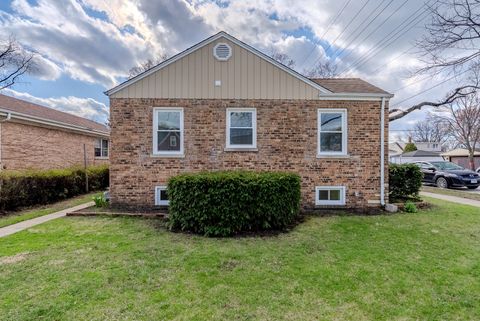 Tiny photo for 10101 Belmont Avenue, Franklin Park, IL 60131 (MLS # 12611785)