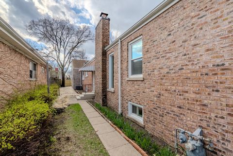 Tiny photo for 10101 Belmont Avenue, Franklin Park, IL 60131 (MLS # 12611785)