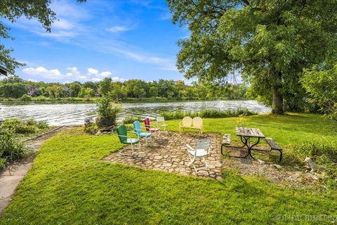 Tiny photo for 1705 Riverside Avenue, St. Charles, IL 60174 (MLS # 12772934)