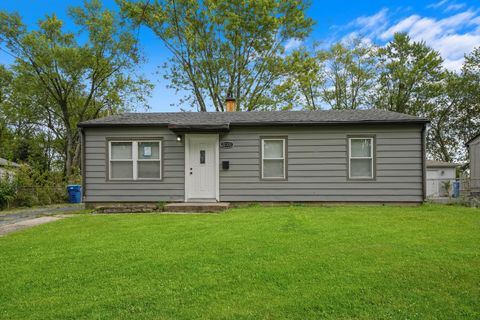 A home in Sauk Village