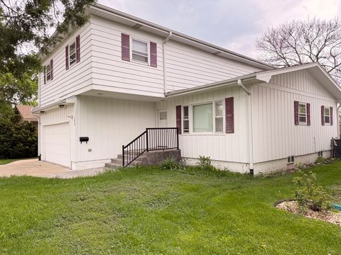 Tiny photo for 3636 EMERALD Avenue, Steger, IL 60475 (MLS # 12634699)