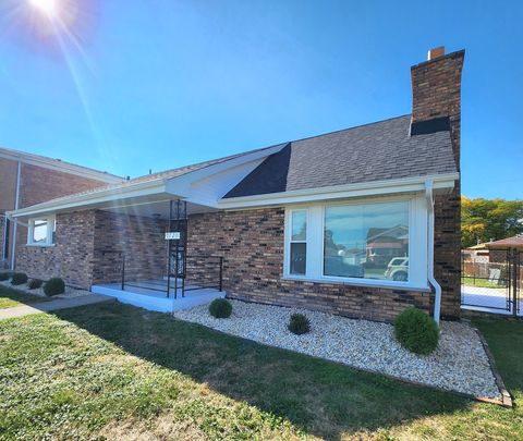 Photo of 9720 S Princeton Street, Chicago, IL 60628 (MLS # 12572031)