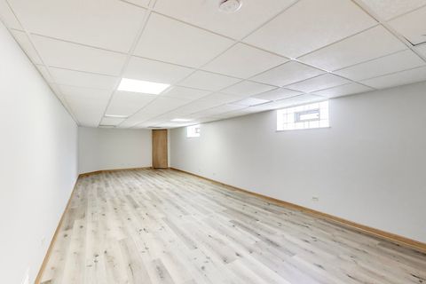 Tiny photo for 10108 Kilpatrick Avenue, Oak Lawn, IL 60453 (MLS # 12609278)