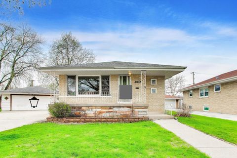 Photo of 10108 Kilpatrick Avenue, Oak Lawn, IL 60453 (MLS # 12609278)