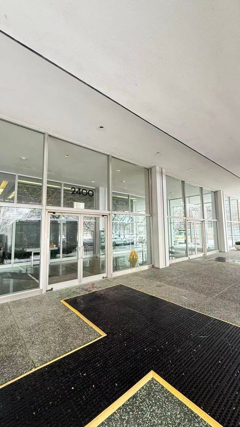 Tiny photo for 2400 N Lakeview Avenue #1009, Chicago, IL 60614 (MLS # 12549591)