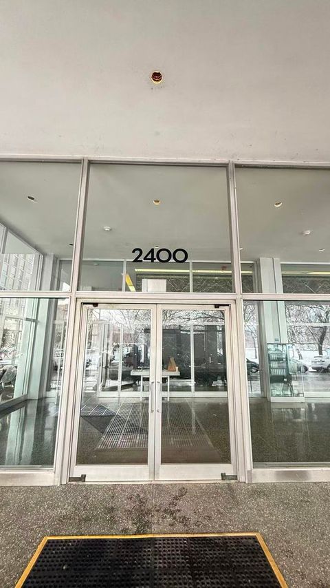 Tiny photo for 2400 N Lakeview Avenue #1009, Chicago, IL 60614 (MLS # 12549591)