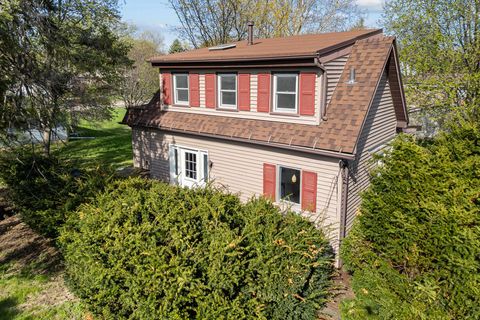 Tiny photo for 2416 7th Street, Moline, IL 61265 (MLS # 12623967)