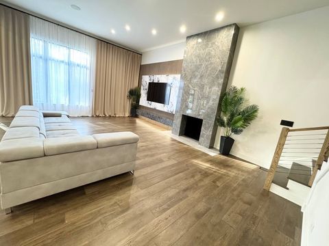 Tiny photo for 1026 Lathrop Avenue, River Forest, IL 60305 (MLS # 12482279)