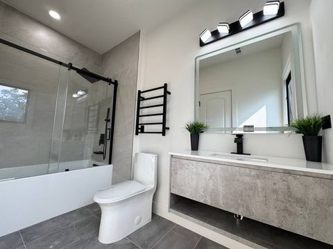 Tiny photo for 1026 Lathrop Avenue, River Forest, IL 60305 (MLS # 12482279)