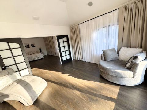 Tiny photo for 1026 Lathrop Avenue, River Forest, IL 60305 (MLS # 12482279)