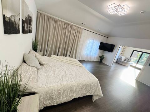 Tiny photo for 1026 Lathrop Avenue, River Forest, IL 60305 (MLS # 12482279)